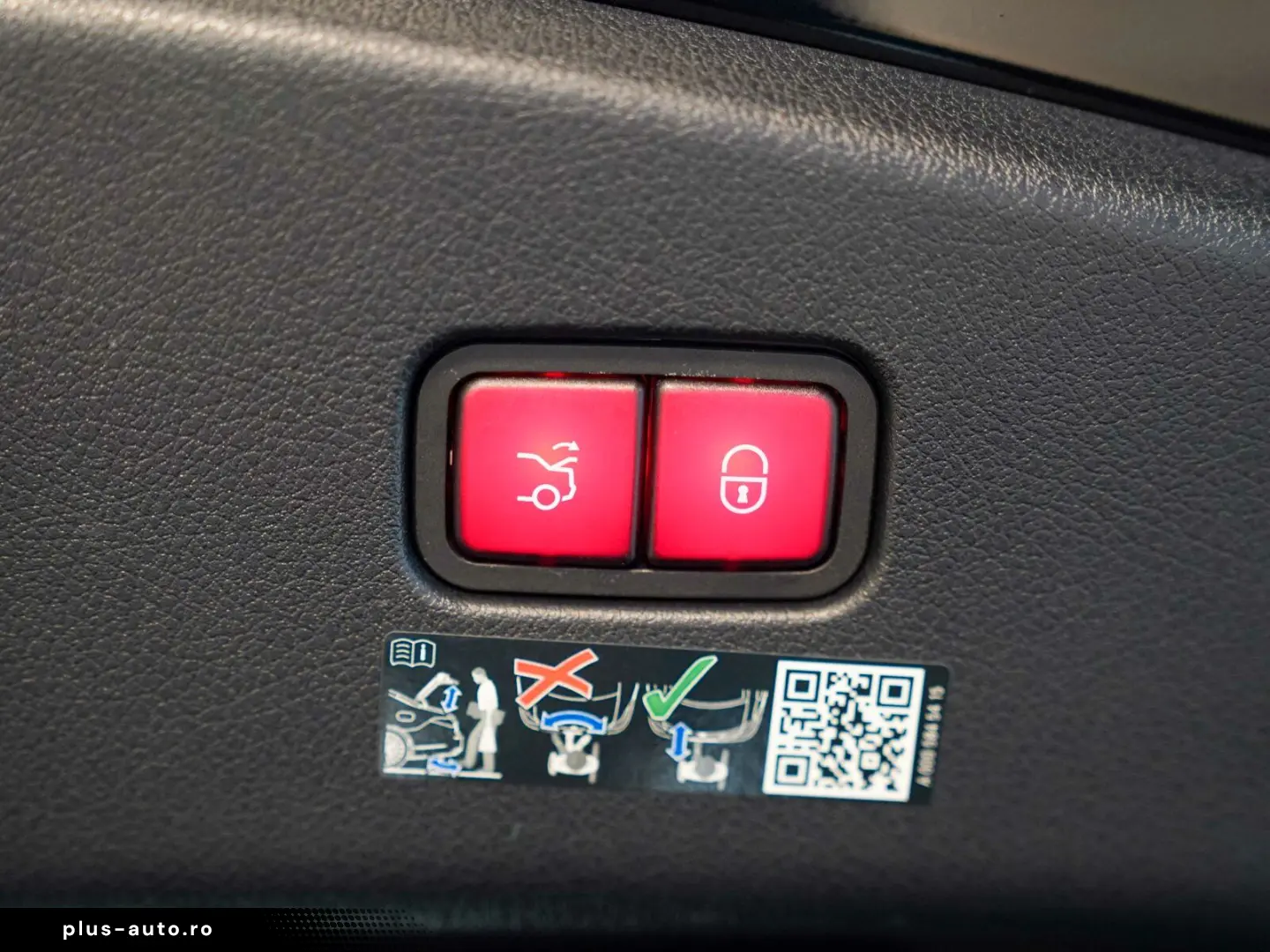 MERCEDES-BENZ CLE 450 4M Coupé AMG Line Nappa Burmester Pano