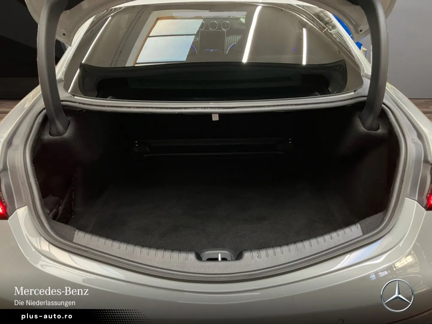 MERCEDES-BENZ CLE 450 4M Coupé AMG Premium Night Pano AHK