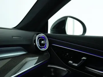 MERCEDES-BENZ CLE 300 4M AMG Premium  Dig.Light Pano&hellip;