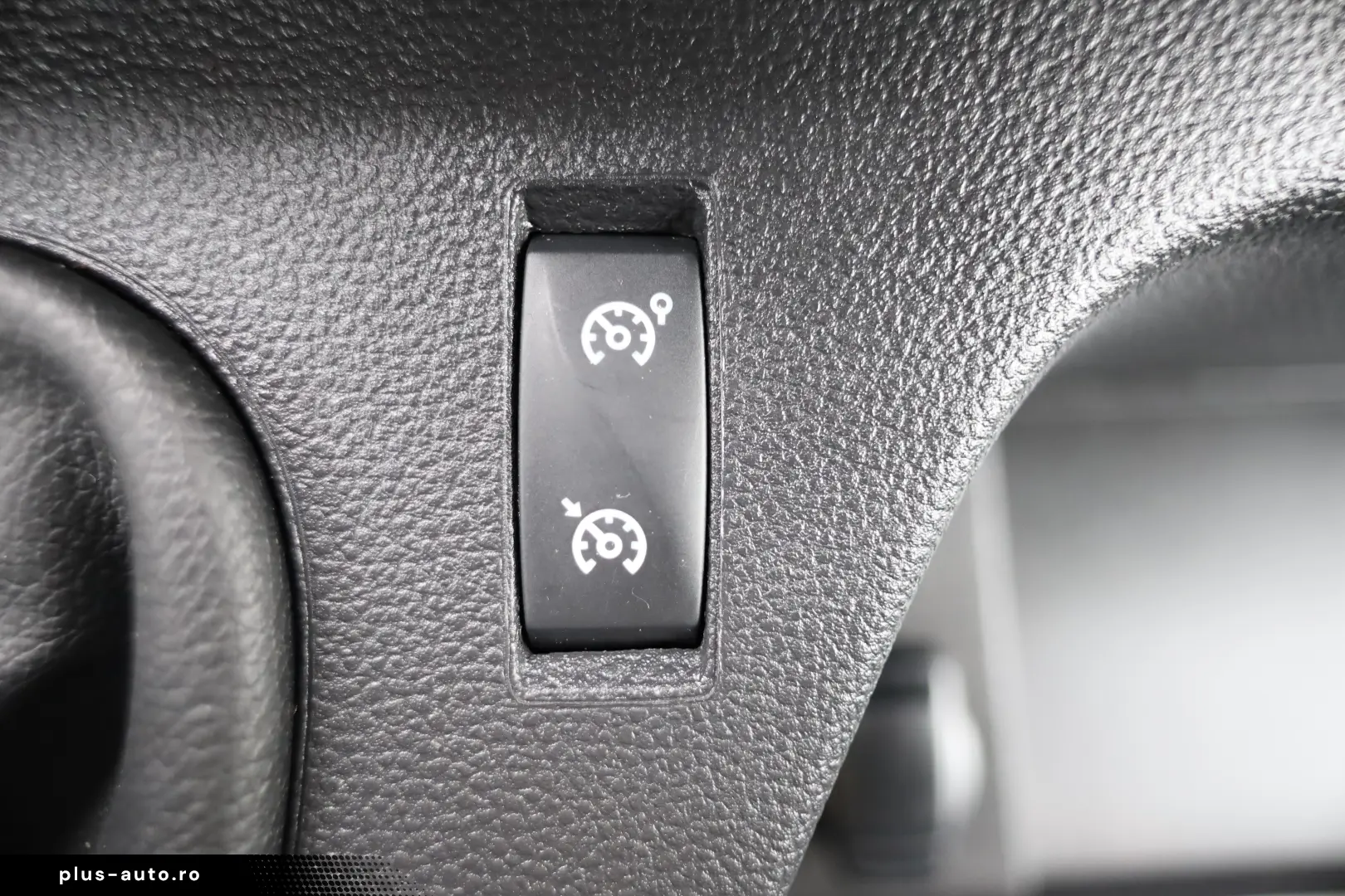 Renault Master L2H2 2.3D 136CP