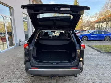 TOYOTA RAV 4 2.5 4x4 Hybrid Team D