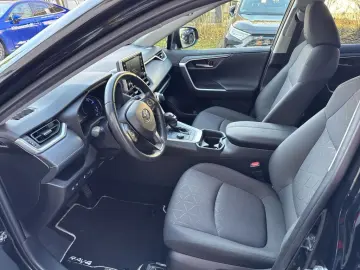 TOYOTA RAV 4 2.5 4x4 Hybrid Team D