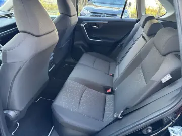 TOYOTA RAV 4 2.5 4x4 Hybrid Team D