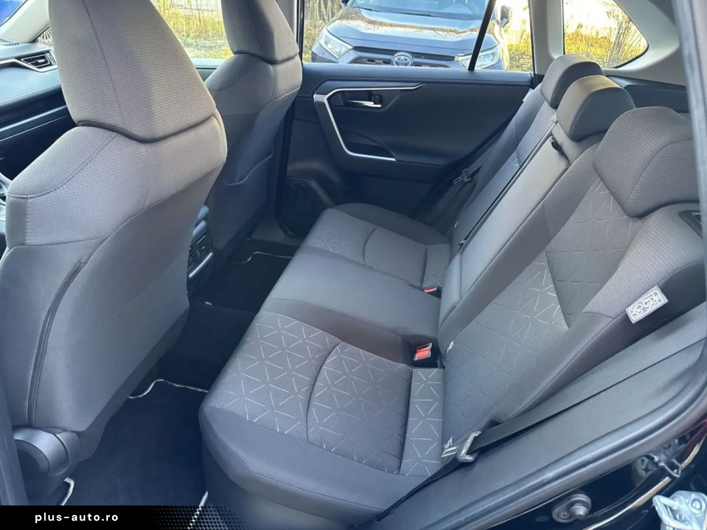 TOYOTA RAV 4 2.5 4x4 Hybrid Team D