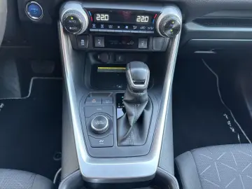 TOYOTA RAV 4 2.5 4x4 Hybrid Team D