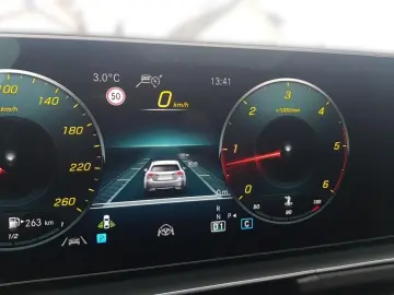 MERCEDES-BENZ GLE 350 d 4M C AMG Pano AIR FAP Tritt &hellip;