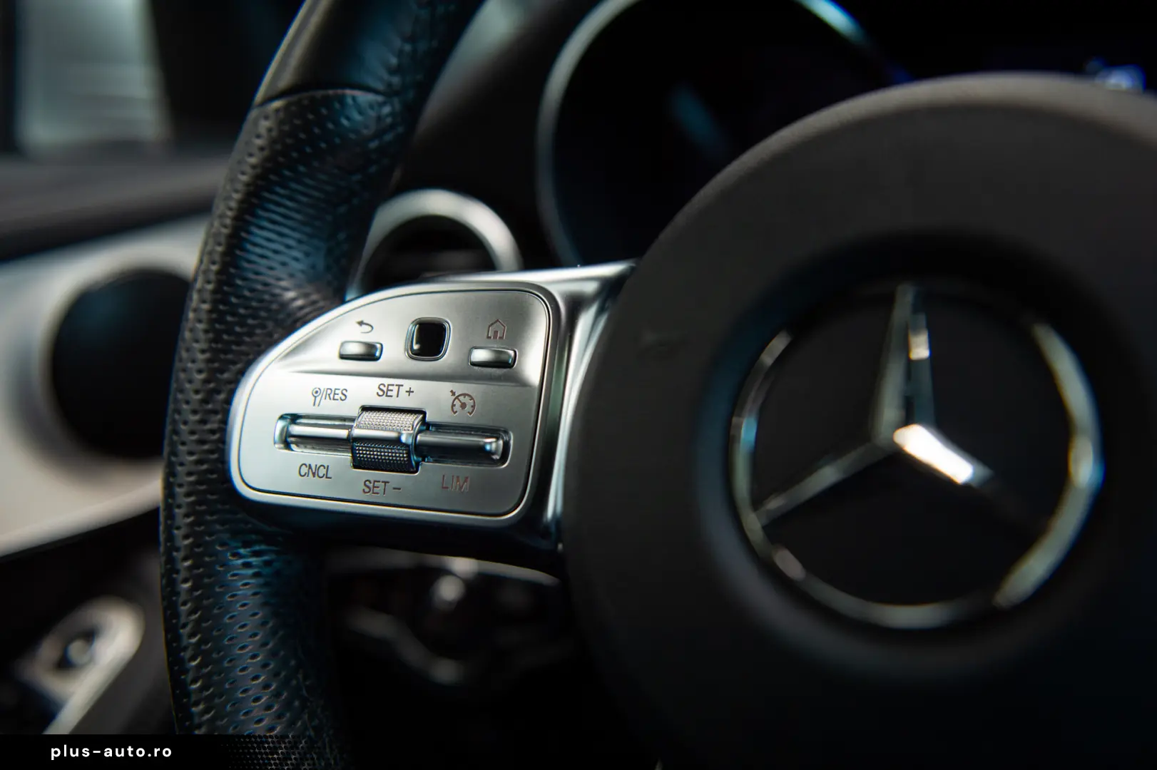 Mercedes-Benz GLC 300e 4Matic Coupe