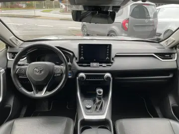 TOYOTA RAV 4 Hybrid 4x4