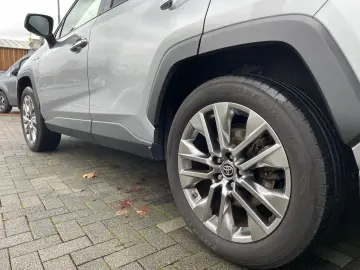 TOYOTA RAV 4 Hybrid 4x4