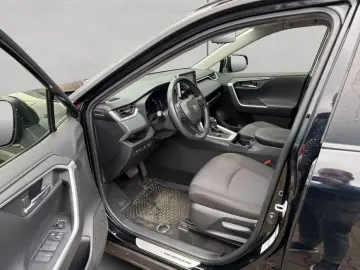 TOYOTA RAV 4 2.5 4x4 Hybrid Team Deutschland