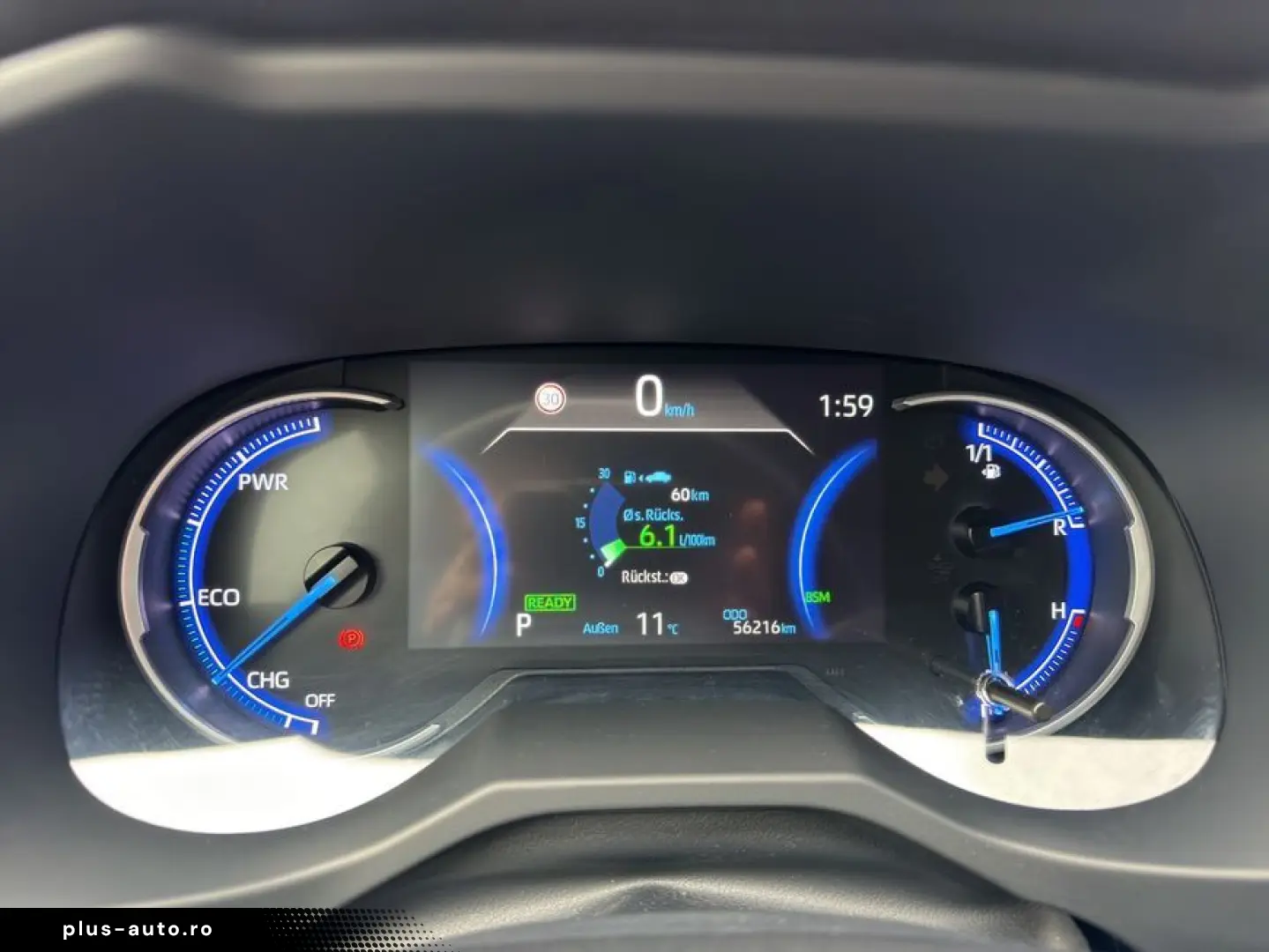 TOYOTA RAV 4 2.5 4x4 Hybrid Team Deutschland