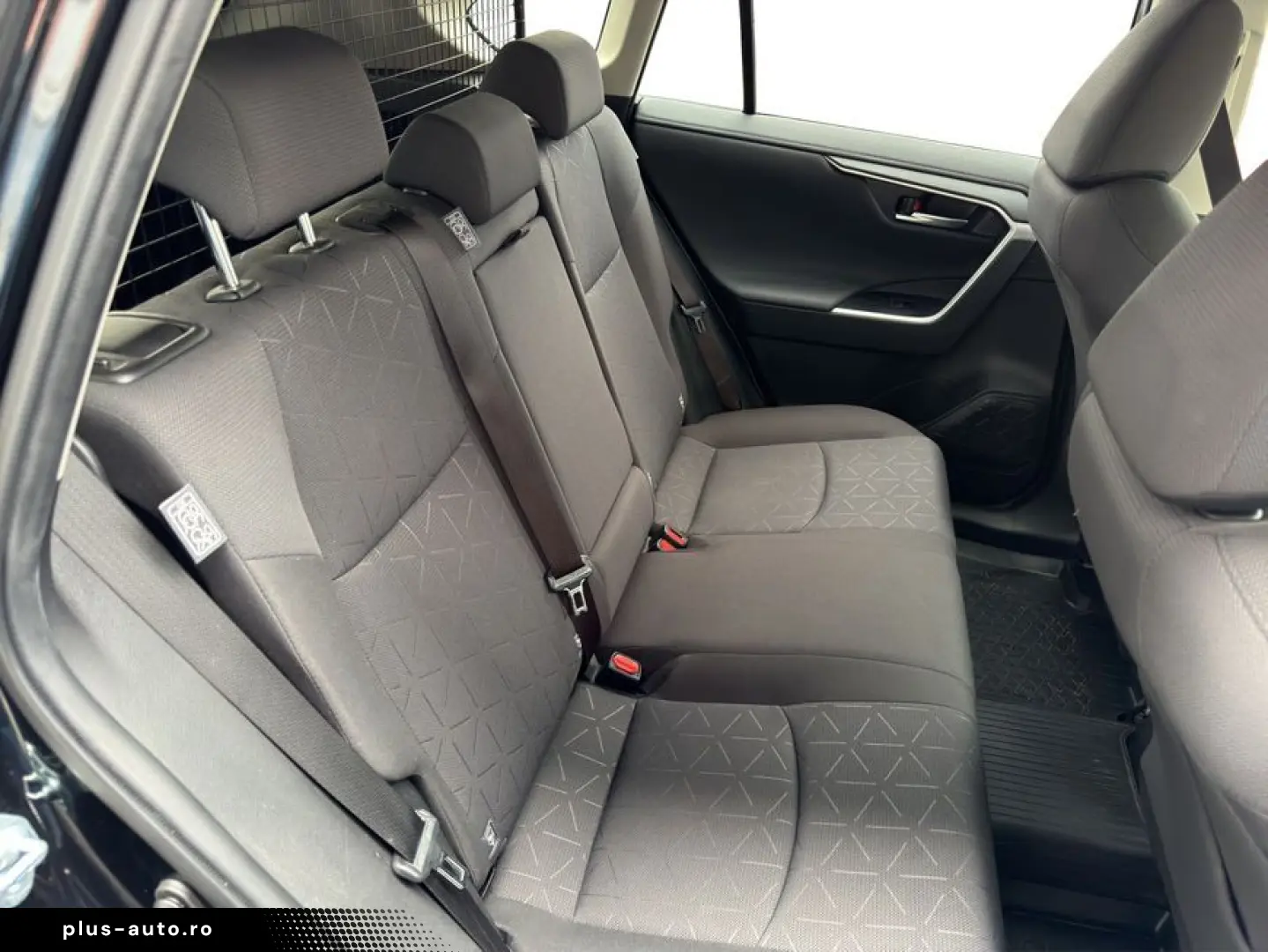 TOYOTA RAV 4 2.5 4x4 Hybrid Team Deutschland