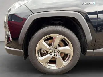 TOYOTA RAV 4 2.5 4x4 Hybrid Team Deutschland
