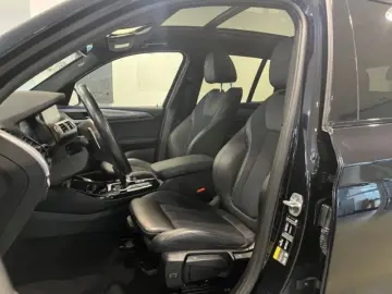 BMW X3 xDrive 30e M Sportpaket AHK-klappbar Pano Nav