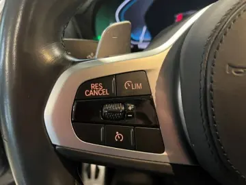 BMW X3 xDrive 30e M Sportpaket AHK-klappbar Pano Nav