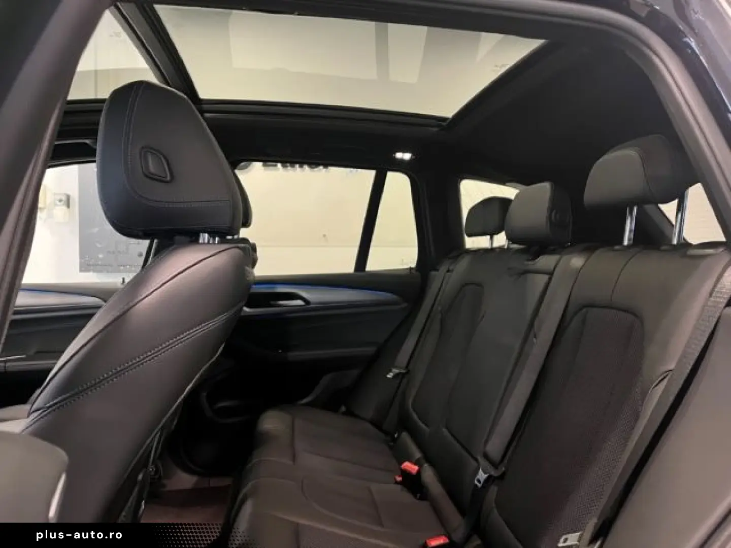 BMW X3 xDrive 30e M Sportpaket AHK-klappbar Pano Nav