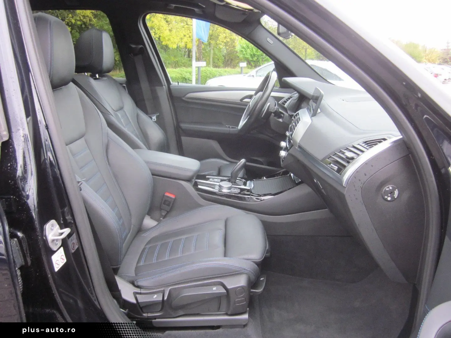 BMW X3 xDrive30e M SPORT LC PROF LEDER AHK PANO HUD