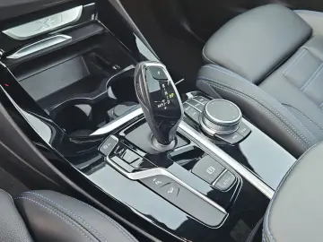 BMW X3 xDrive20d M-SPORT LED NAVI LEDER 20  AHK