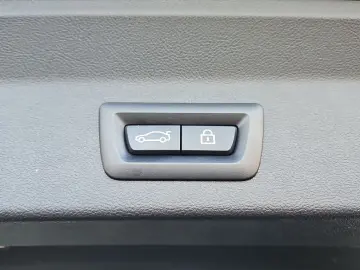 BMW X3 xDrive20d M-SPORT LED NAVI LEDER 20  AHK