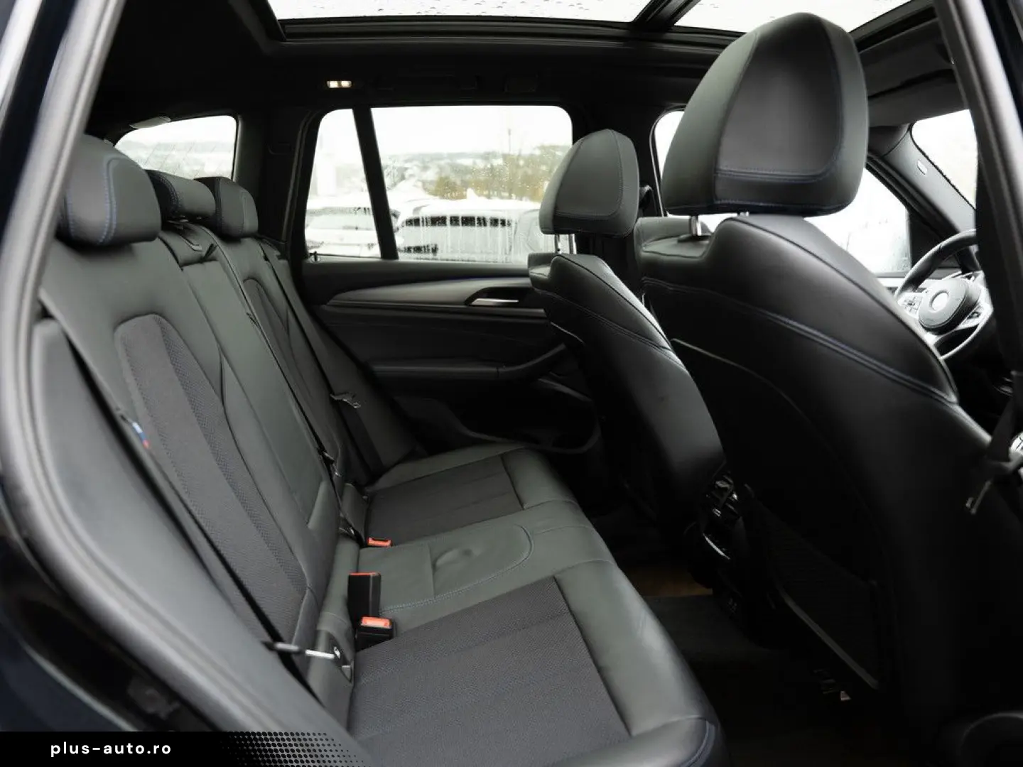 BMW X3 xDrive 20d M-Sport PANO AHK HUD 360  LED NAVI