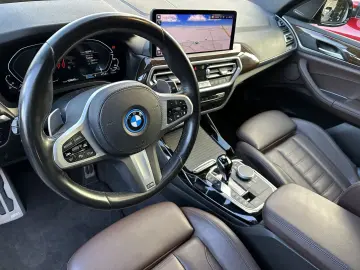 BMW X3 xDrive30e M-Sport NAV LED 360  AHK PANO HEADU