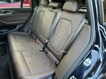 BMW X3 xDrive30e M-Sport NAV LED 360  AHK PANO HEADU