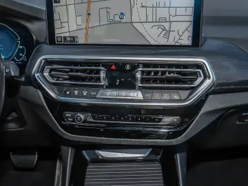 BMW X3 xDrive30e M Sport HuD Pano AHK Hifi LED Alarm