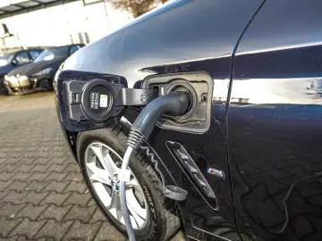 BMW X3 xDrive30e M Sport HuD Pano AHK Hifi LED Alarm