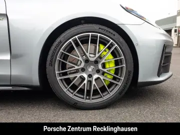 PORSCHE Panamera 4 E-Hybrid BOSE Panorama Surround-View