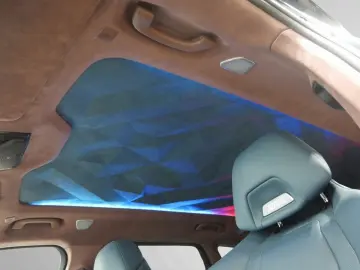 BMW XM 50e  Ind. Petrol Mica  AHK 23 LMR Autobahnass