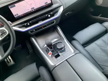 BMW XM 50e AHK DAProf. Autobahnass. H K 22 LMR