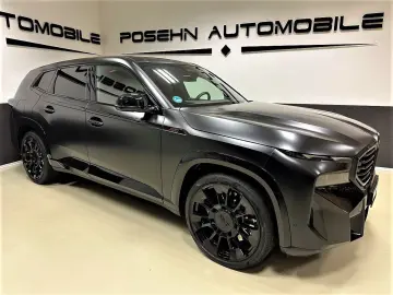 BMW XM Label Red Carbon B&W Black Frozen 23 Zoll AHK