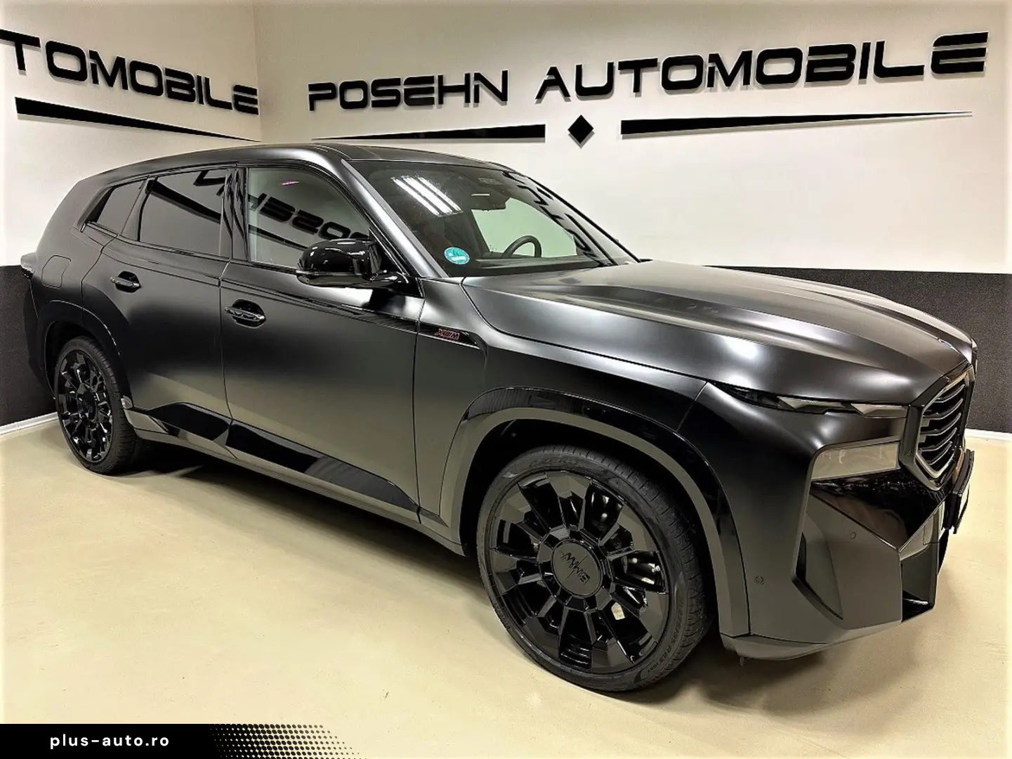 BMW XM Label Red Carbon B&W Black Frozen 23 Zoll AHK