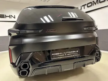 BMW XM Label Red Carbon B&W Black Frozen 23 Zoll AHK