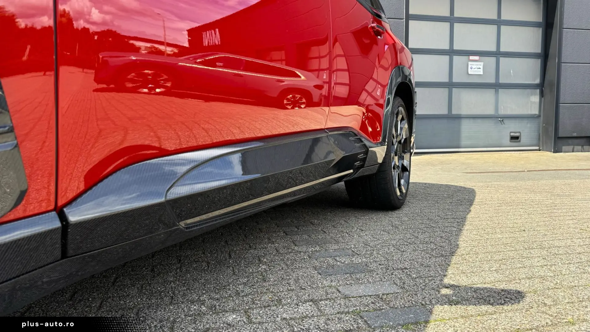 BMW XM Label Red   LARTE Design Carbon