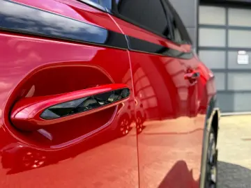 BMW XM Label Red   LARTE Design Carbon