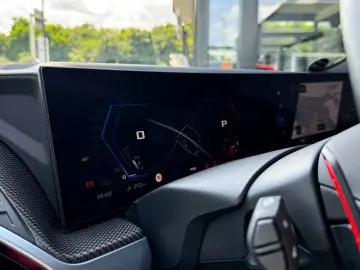 BMW XM Label Red   LARTE Design Carbon