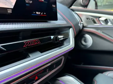 BMW XM Label Red   LARTE Design Carbon