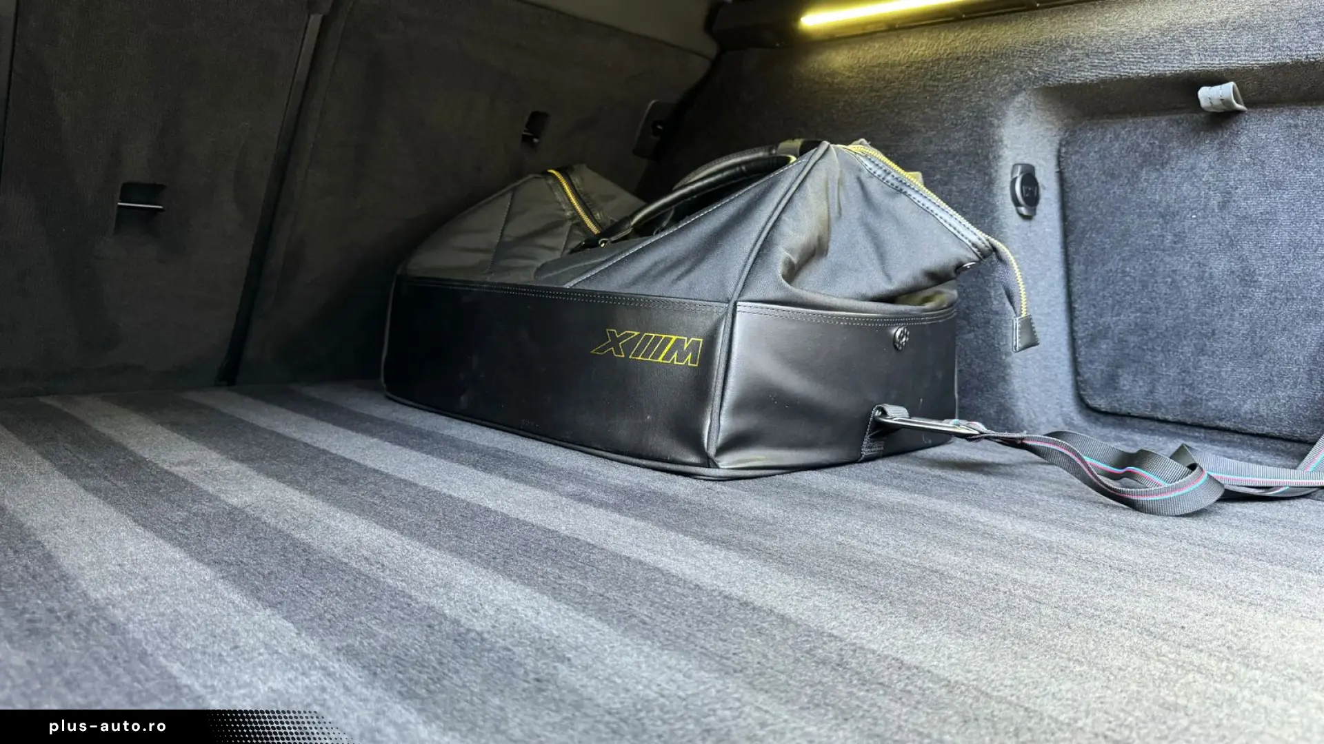 BMW XM Label Red   LARTE Design Carbon