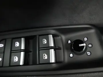 Audi Q8 50 TDI qu S-LINE  Luft  Pano