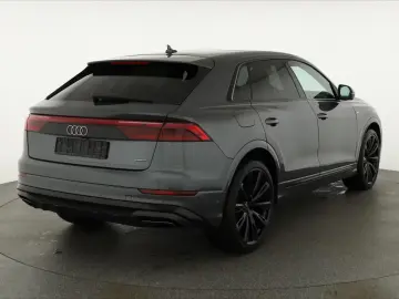 Audi Q8 50 TDI qu S-LINE  Luft  Pano