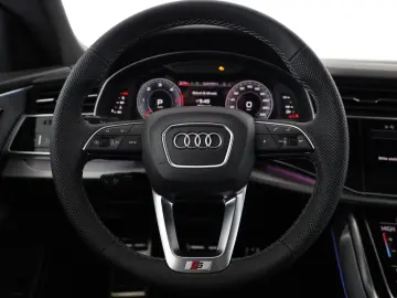 Audi Q8 50 TDI qu S-LINE  Luft  Pano