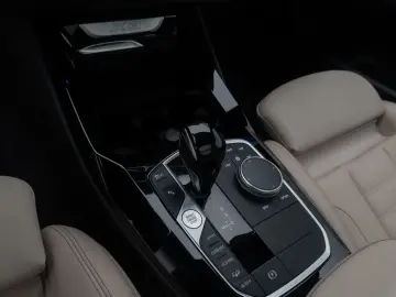 BMW X3 xD20d M Sport DAB Kamera Panorama 20Zoll LED