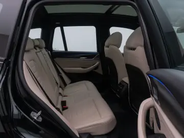 BMW X3 xD20d M Sport DAB Kamera Panorama 20Zoll LED