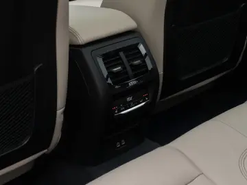 BMW X3 xD20d M Sport DAB Kamera Panorama 20Zoll LED