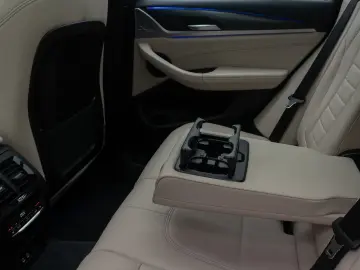 BMW X3 xD20d M Sport DAB Kamera Panorama 20Zoll LED