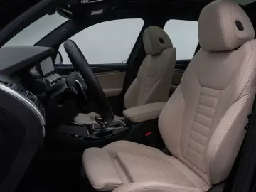 BMW X3 xD20d M Sport DAB Kamera Panorama 20Zoll LED