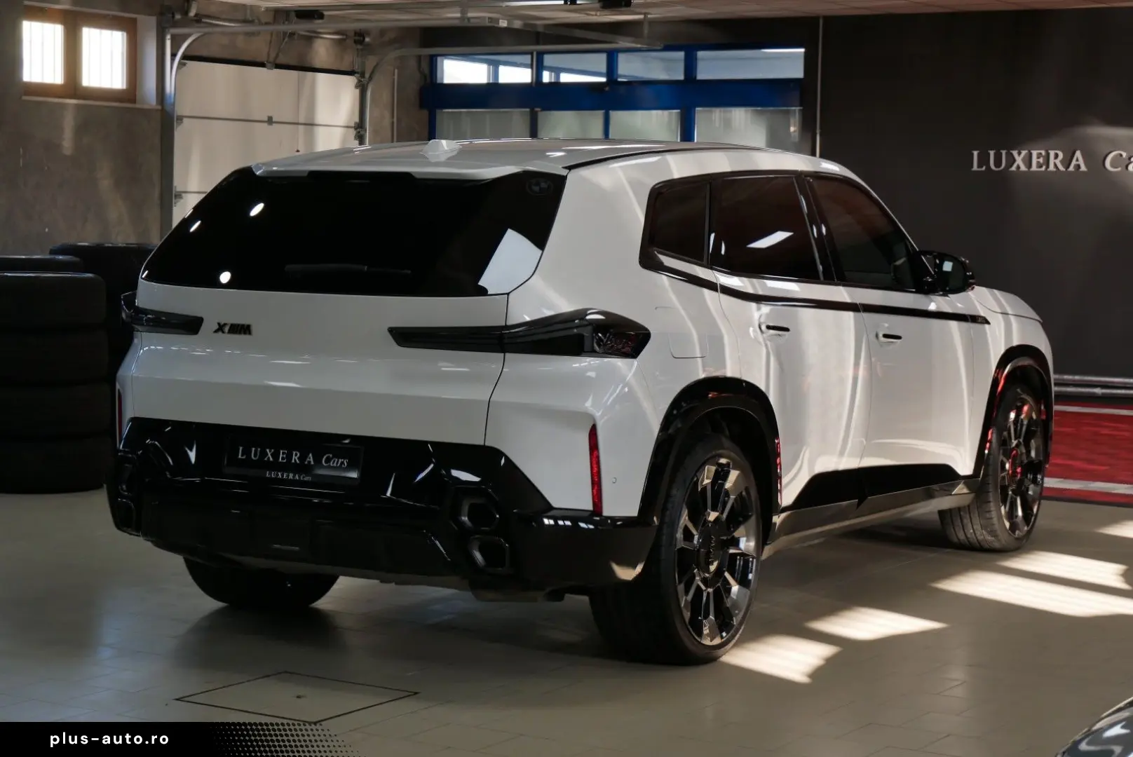 BMW XM Bowers & Wilkins 23  AHK Sitzbelüft. Massage