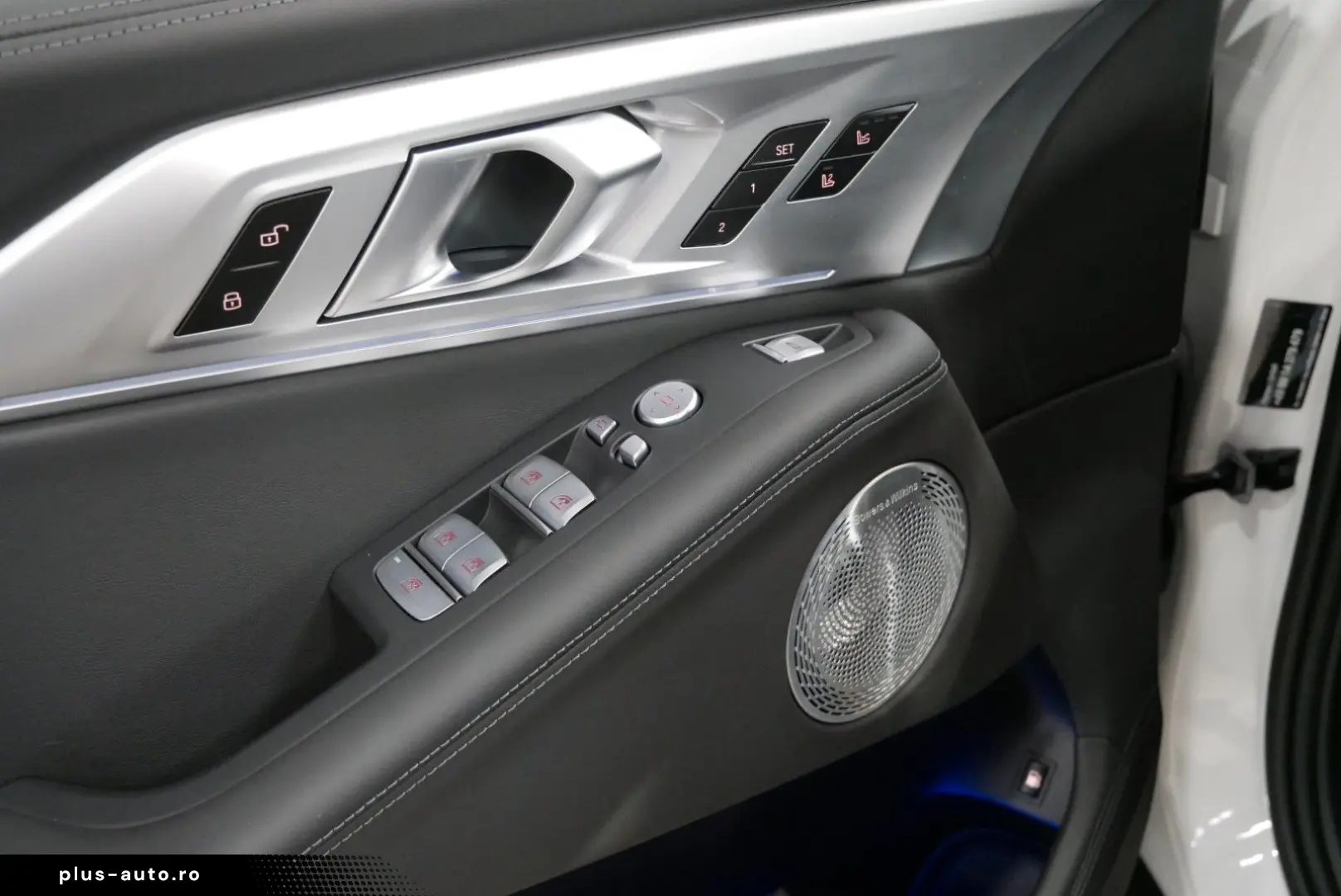 BMW XM Bowers & Wilkins 23  AHK Sitzbelüft. Massage