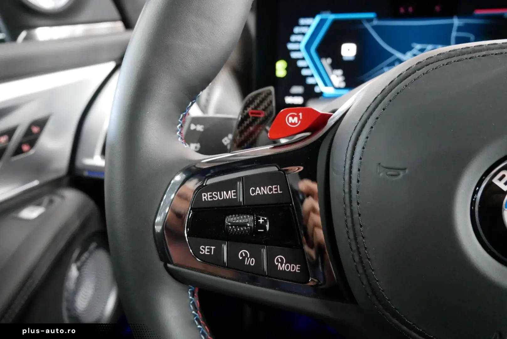 BMW XM Bowers & Wilkins 23  AHK Sitzbelüft. Massage